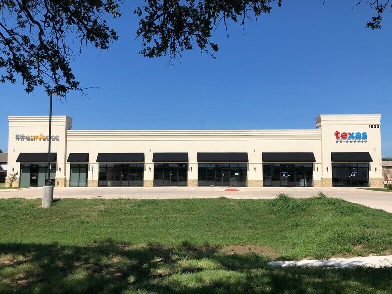 More Photos Of 1633 Highway 183, Leander Freestanding For Lease