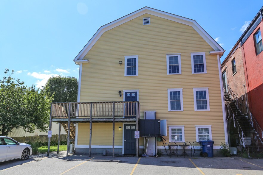 More Photos Of 58 Main St, East Greenwich Office For Lease