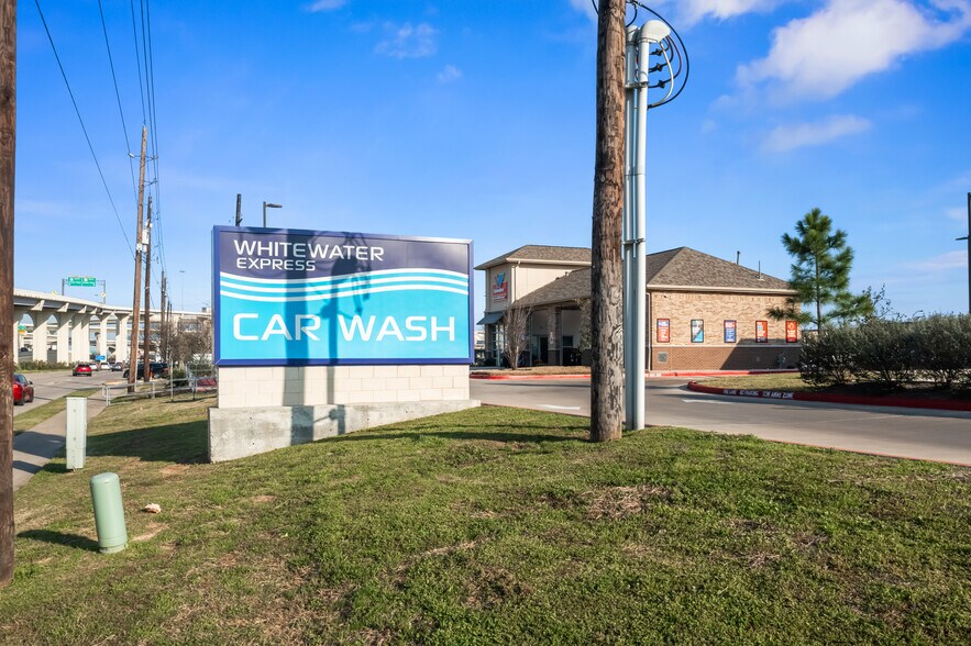 More Photos Of 23719 Katy Fwy, Katy Carwash For Sale