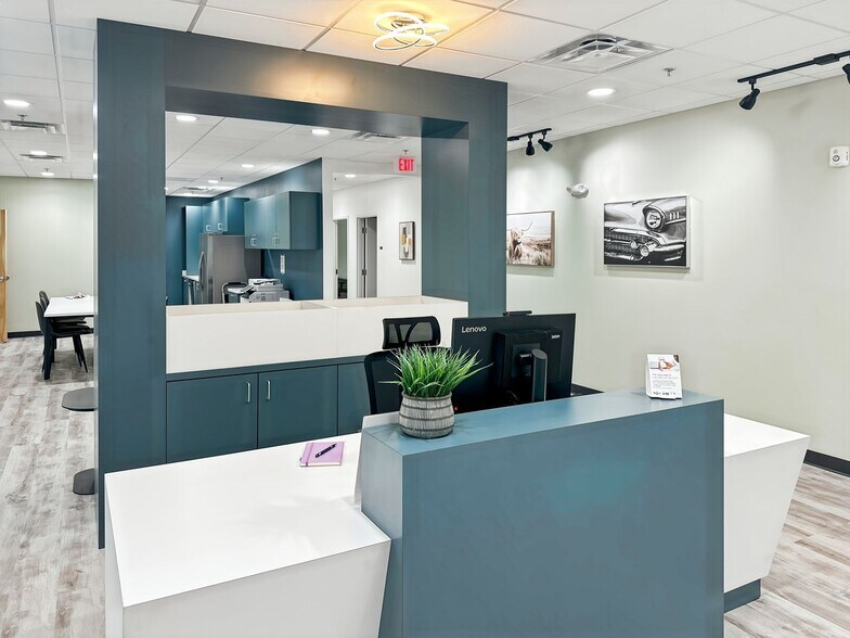 More Photos Of 3300 Gateway Centre Blvd, Morrisville Coworking Space