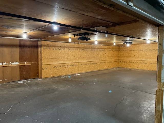 More Photos Of 6550 W Ridge Rd, Erie Warehouse For Lease