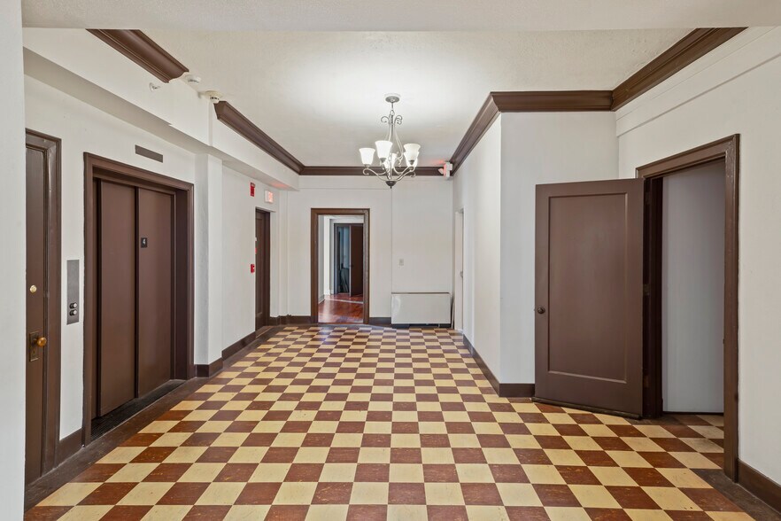 More Photos Of 216 Crown St, New Haven Office For Sale