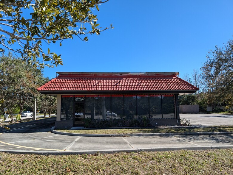 Primary Photo Of 8680 Us-1, Sebastian Fast Food For Lease