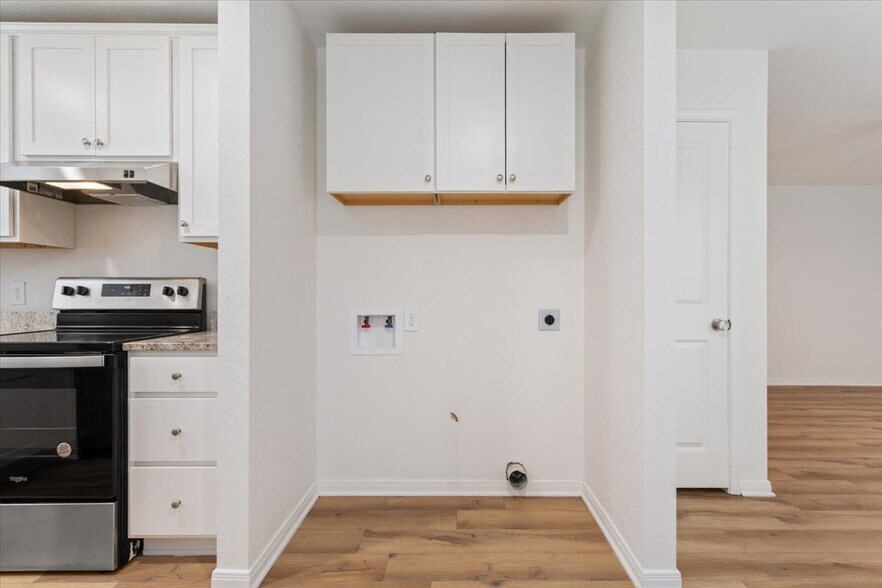 More Photos Of Gruver Circle, Hewitt Apartments For Sale