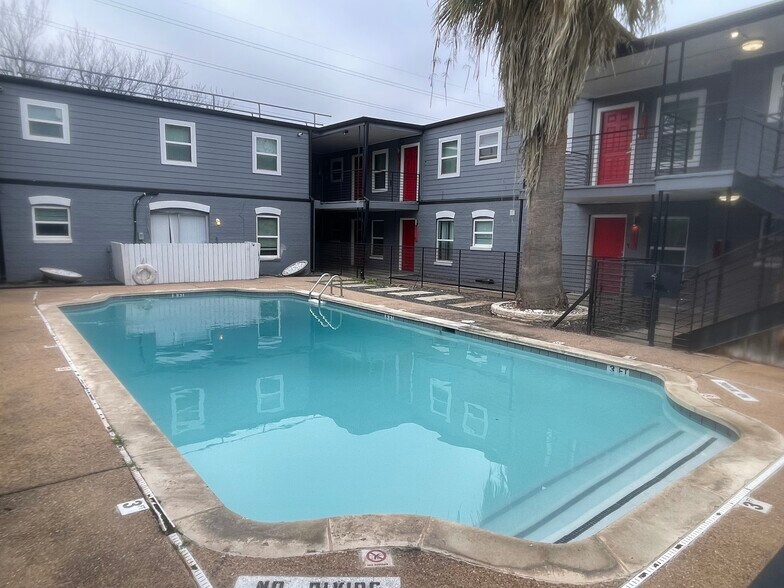 More Photos Of , Austin Multifamily For Sale
