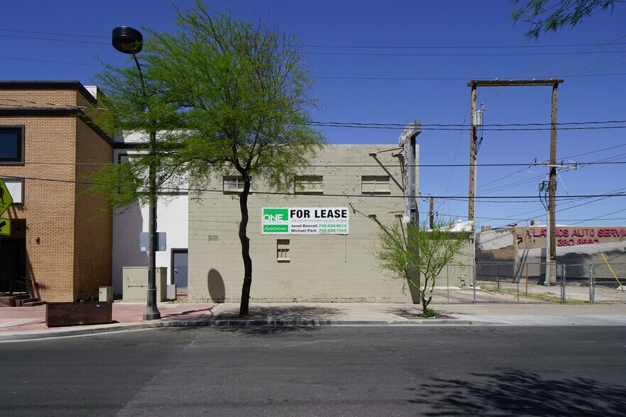 More Photos Of 1021 S Main St, Las Vegas Storefront For Lease