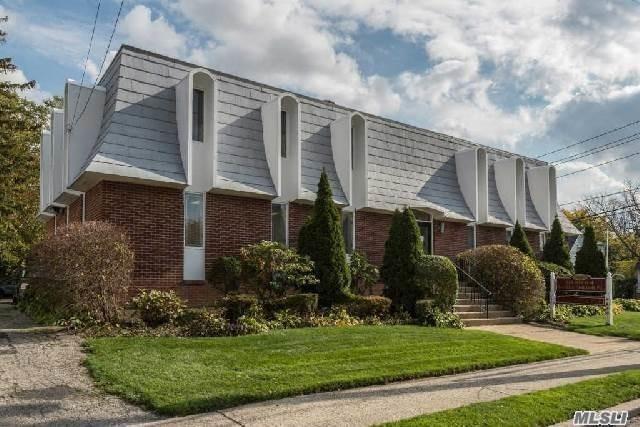 More Photos Of 103 Cooper St, Babylon Office For Lease