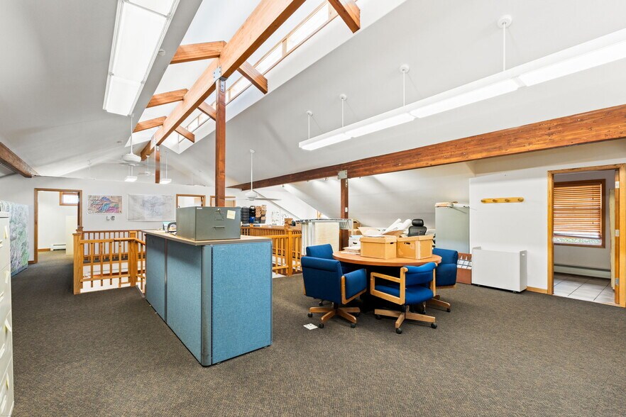 More Photos Of 1111 Rose St, Georgetown Office For Sale