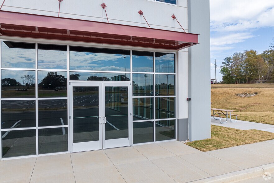 More Photos Of 11084 Lewis Braselton Blvd, Braselton Industrial For Sale