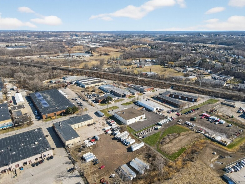 More Photos Of 4891 Van Epps Rd, Brooklyn Heights Warehouse For Sale