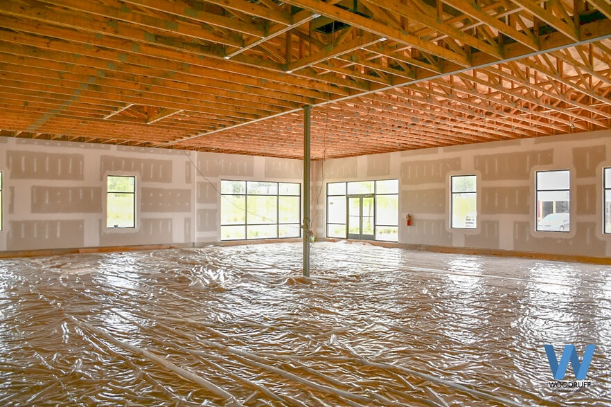 More Photos Of 6834 Midland Commons Blvd, Columbus Storefront Retail Office For Lease