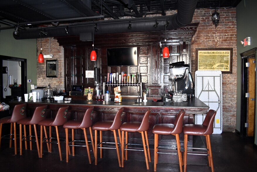 More Photos Of 78 Dexter Ave, Montgomery Restaurant For Sale