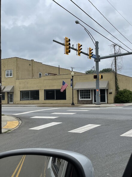 Primary Photo Of 914 Main St, Altavista Light Distribution For Lease