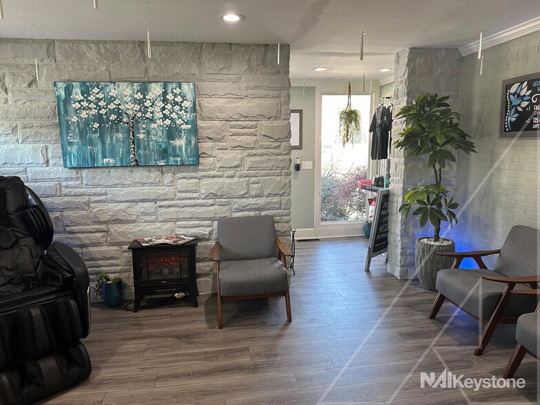 More Photos Of 3301 Schoolhouse Ln, Harrisburg Medical For Lease