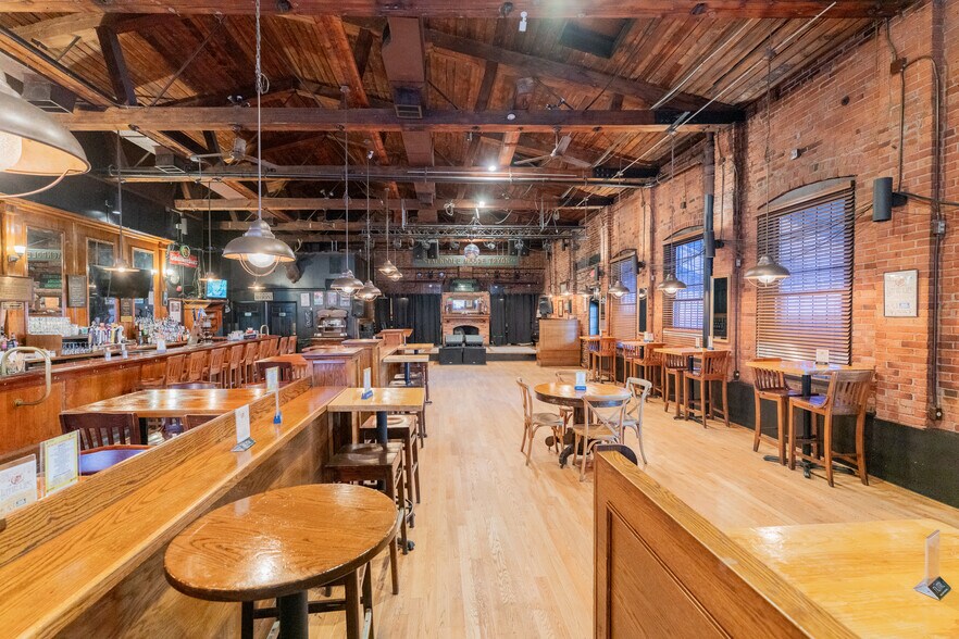 More Photos Of 83-85 Arch St, Hartford Restaurant For Sale