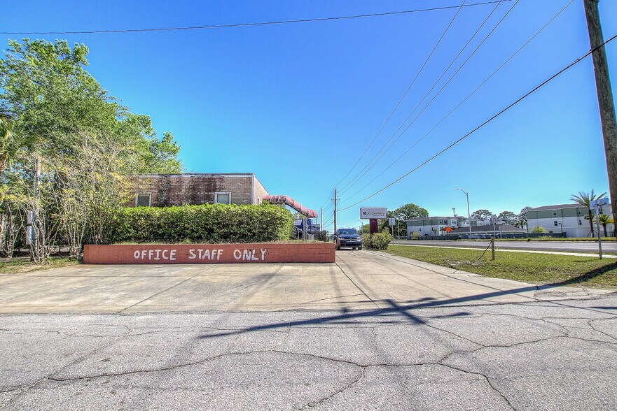 More Photos Of 3760 N Ponce De Leon Blvd, Saint Augustine Freestanding For Sale