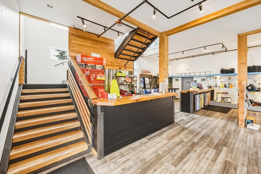 More Photos Of 1600 Carolina St, Bellingham Industrial For Sale