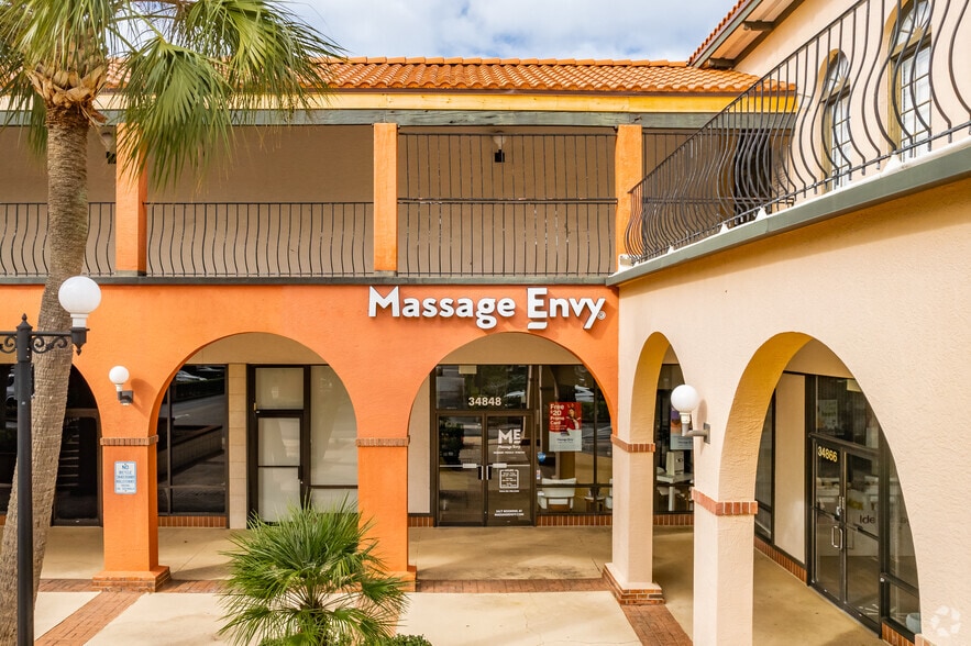 More Photos Of 34718-35084 US Highway 19 N, Palm Harbor Unknown For Lease