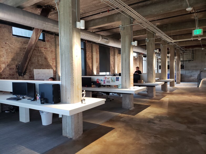 More Photos Of 220 SE 4th St, Oklahoma City Office For Lease