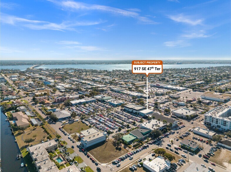 More Photos Of 917 SE 47th Ter, Cape Coral Restaurant For Sale