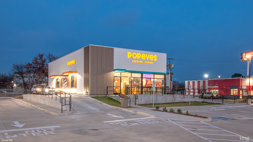 More Photos Of 1050 N Beach St, Fort Worth Restaurant For Sale