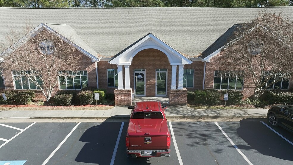 More Photos Of 203 Oakside Ln, Canton Medical For Sale