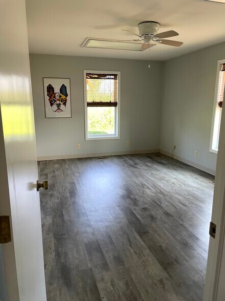 More Photos Of 4121 S Franklin St, Michigan City Office For Sale