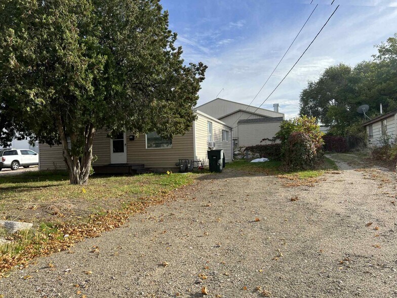 More Photos Of 1339 W 3300 S, Ogden Warehouse For Lease