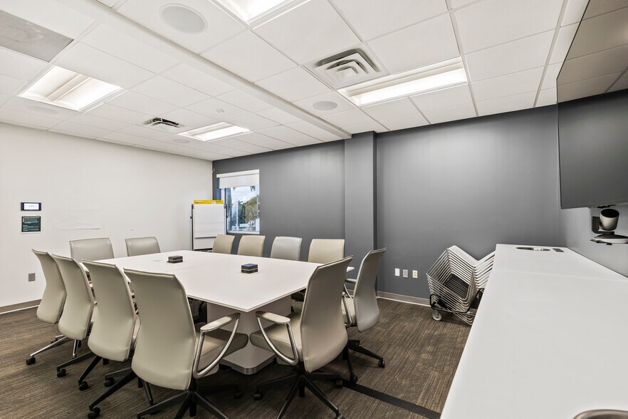 More Photos Of 1455 N Park Dr, Weston Office For Lease