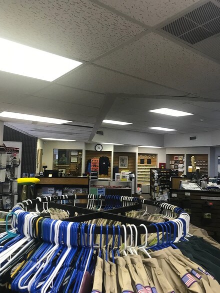 More Photos Of 1841 Norman Dr, Valdosta Office For Sale