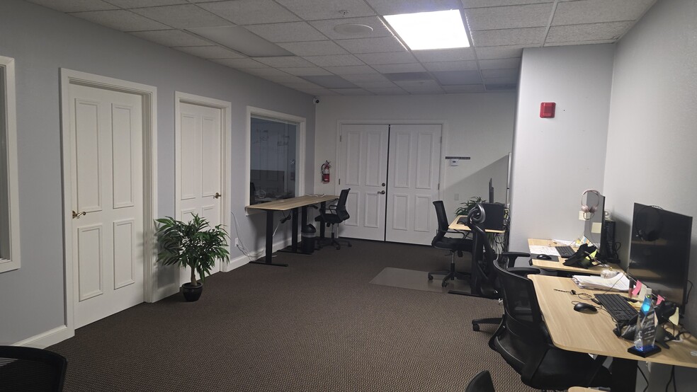 More Photos Of 41530 Enterprise Cir S, Temecula Office For Sale