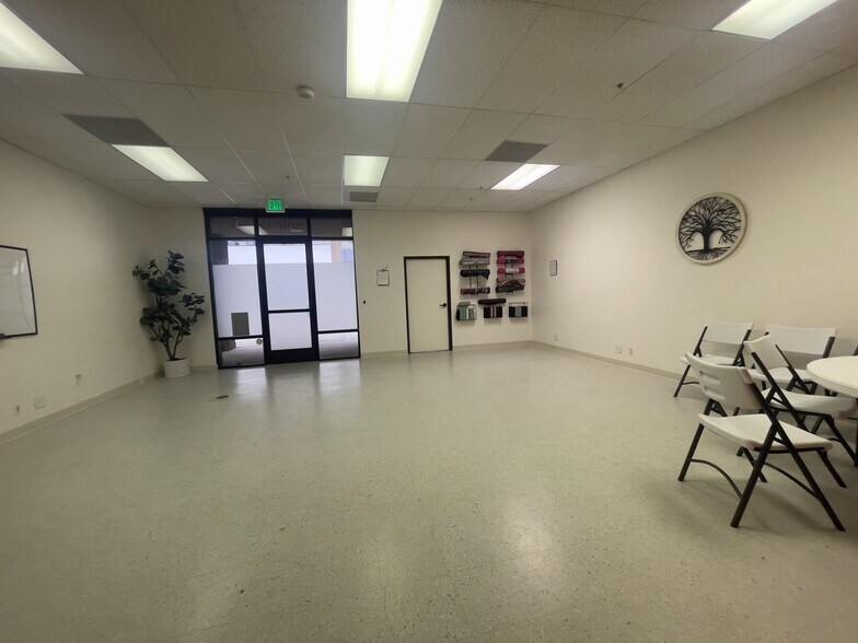 More Photos Of 707 E Tahquitz Canyon Way, Palm Springs Medical For Lease