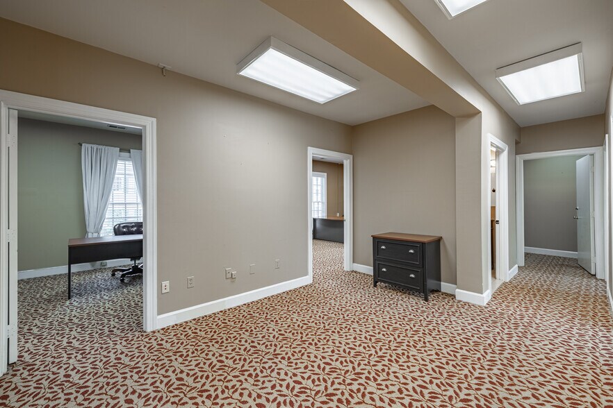 More Photos Of 223-225 N Washington St, Alexandria Office For Lease