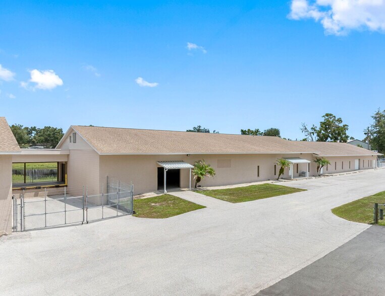 More Photos Of 9610 Harney Rd, Thonotosassa Warehouse For Sale