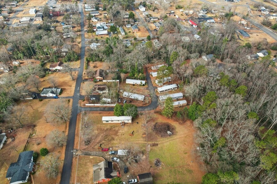 More Photos Of 136 Cain Cir, Spartanburg Manufactured Housing Mobile Home Park For Sale