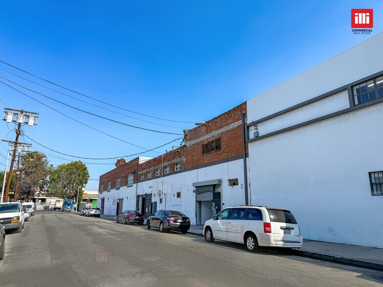 More Photos Of 1207 E Washington Blvd, Los Angeles Showroom For Lease