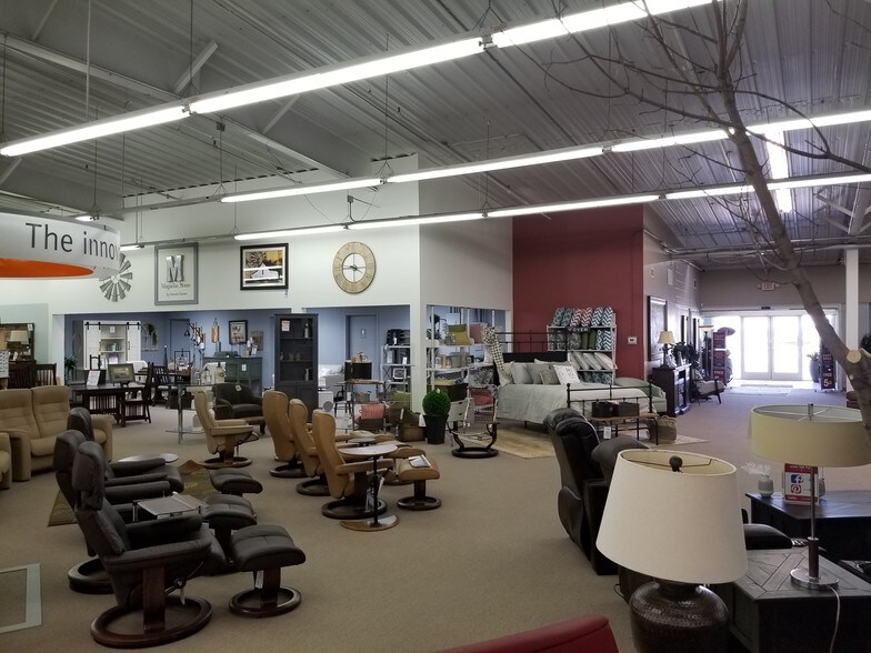 More Photos Of 310 34th Ave W, Alexandria Freestanding For Sale