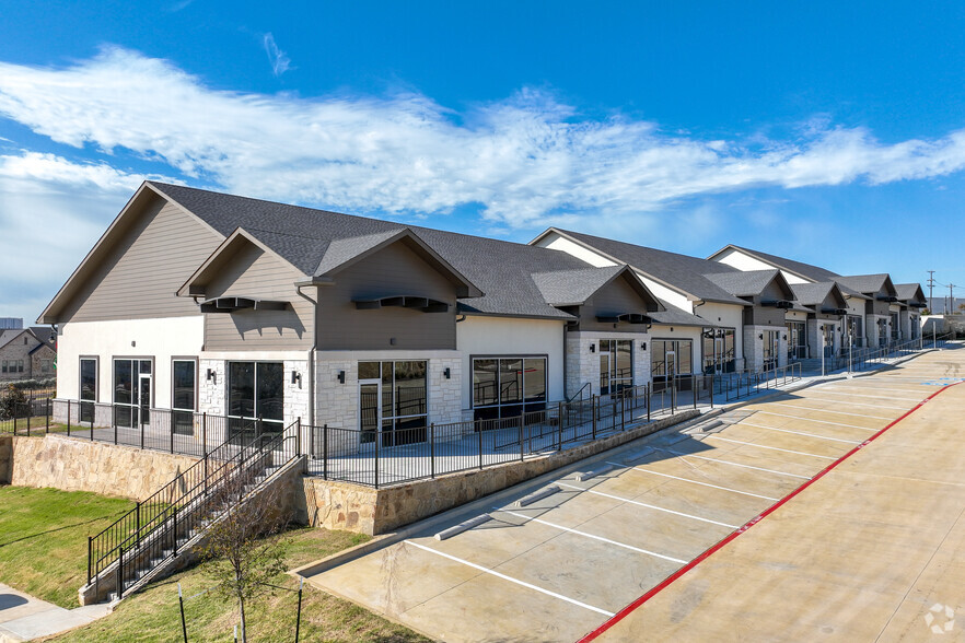 Primary Photo Of 250 Gerault Rd, Flower Mound Medical For Sale