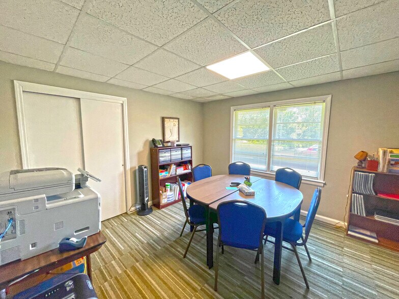 More Photos Of 1924 Warm Springs Rd, Columbus Medical For Sale