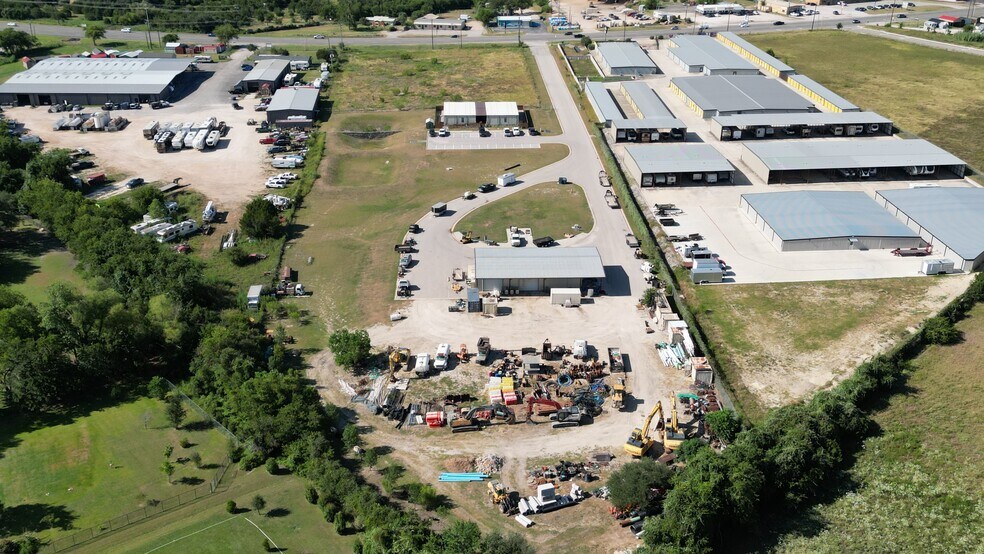More Photos Of 14752 State Highway 29 hwy, Liberty Hill Industrial For Lease