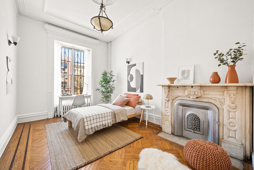 More Photos Of 142A Putnam Ave, Brooklyn Apartments For Sale