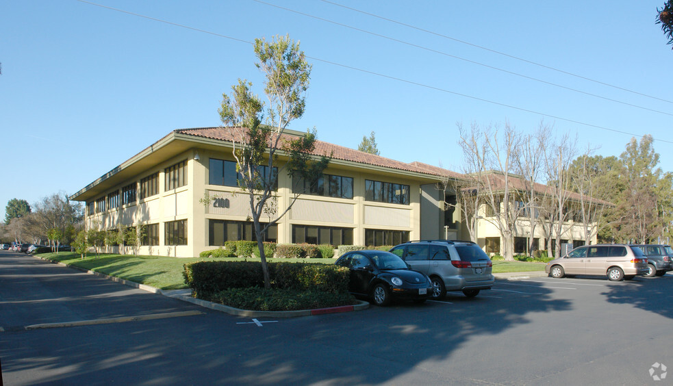 Primary Photo Of 2100 Geng Rd, Palo Alto Coworking Space