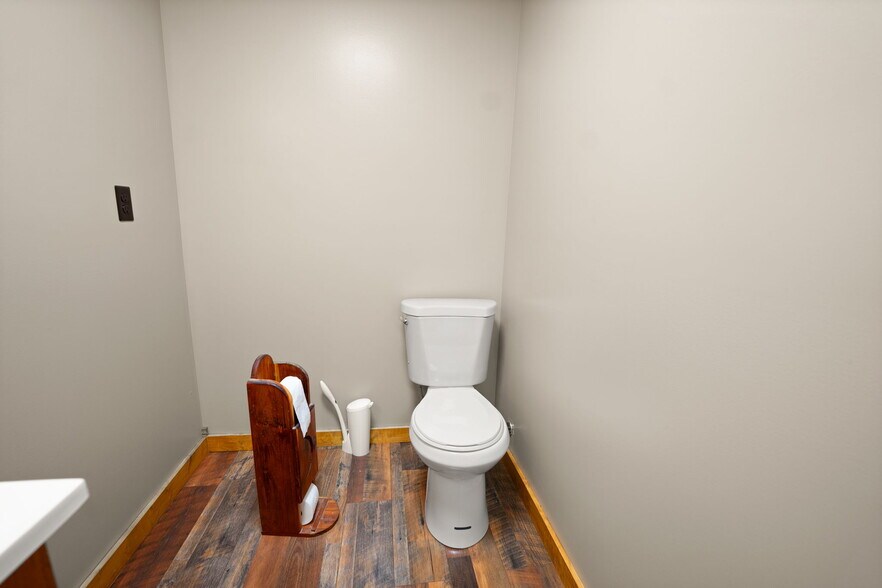 More Photos Of 4564 New Liberty Big Meadow Rd, Knob Lick Warehouse For Sale