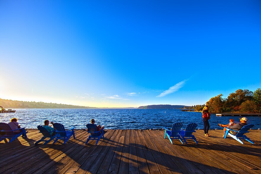 More Photos Of 1133 Lake Washington Blvd, Renton Apartments For Lease