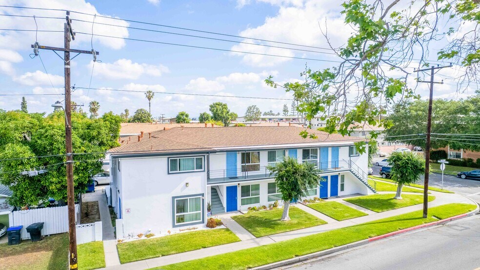 More Photos Of 12221 Peacock Ct, Garden Grove Apartments For Sale