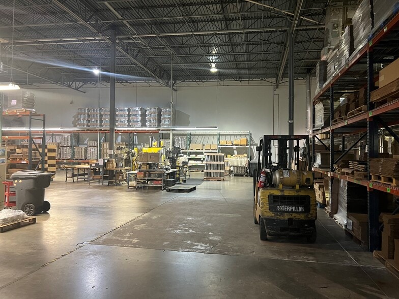 More Photos Of 3020 High Ridge Rd, Boynton Beach Showroom For Lease