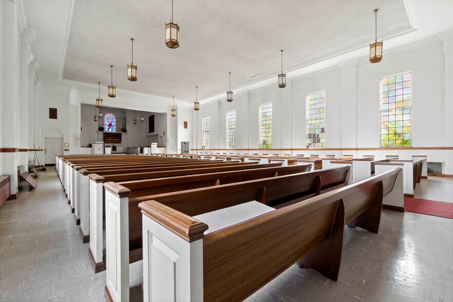 More Photos Of 500 Thompson Ave, Clairton Religious Facility For Sale