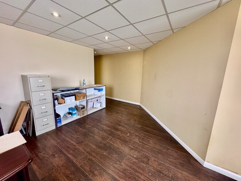 More Photos Of 1234 Brittain Rd, Akron Warehouse For Sale
