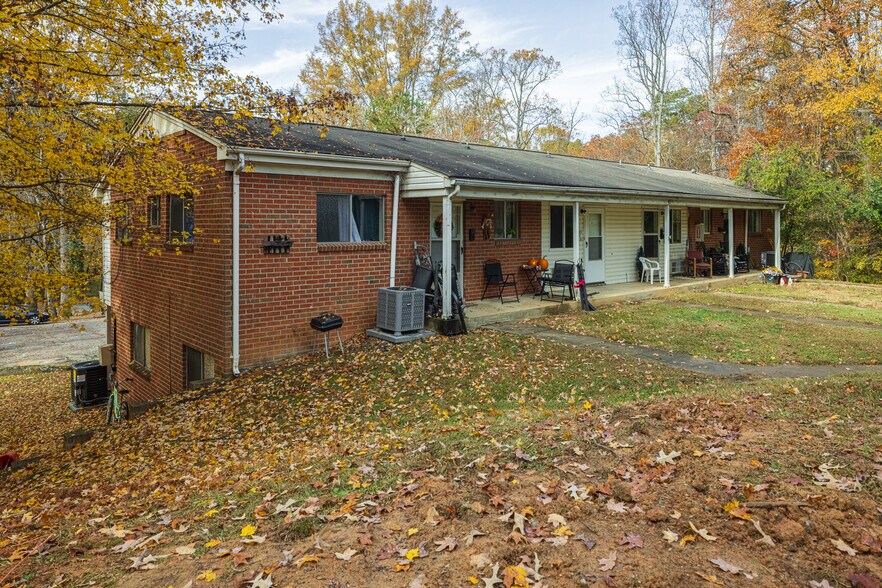 More Photos Of 400 Tanglewylde Dr, South Boston Apartments For Sale