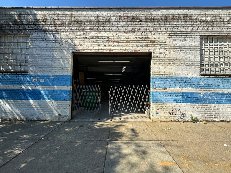 Primary Photo Of 1943 Pitkin Ave, Brooklyn Warehouse For Lease